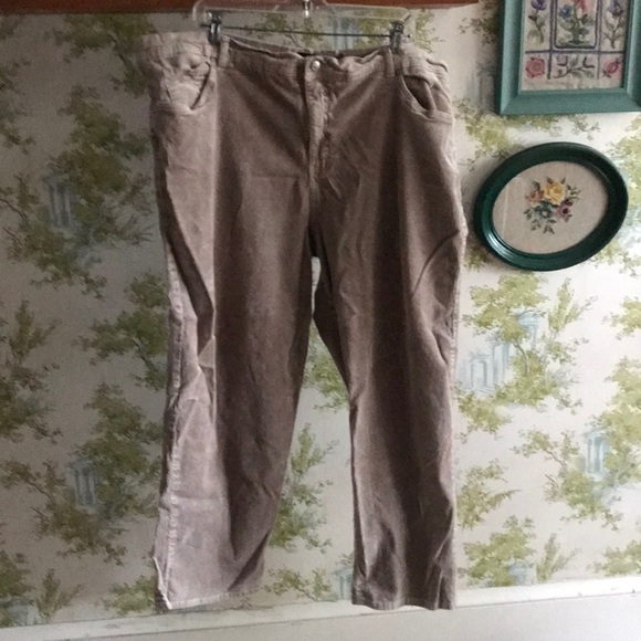 Gloria Vanderbilt Corduroy Pants 